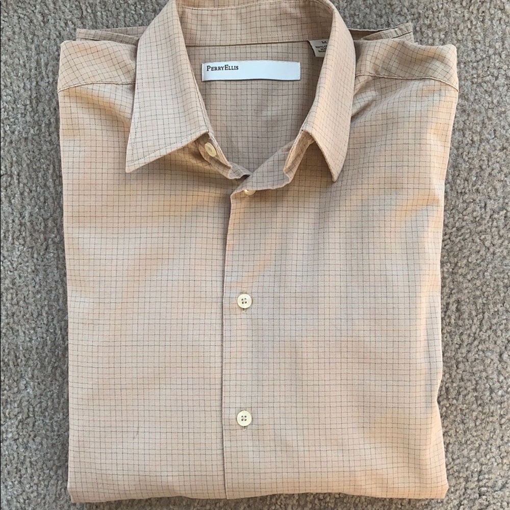 PERRY ELLIS SHIRT SIZE M